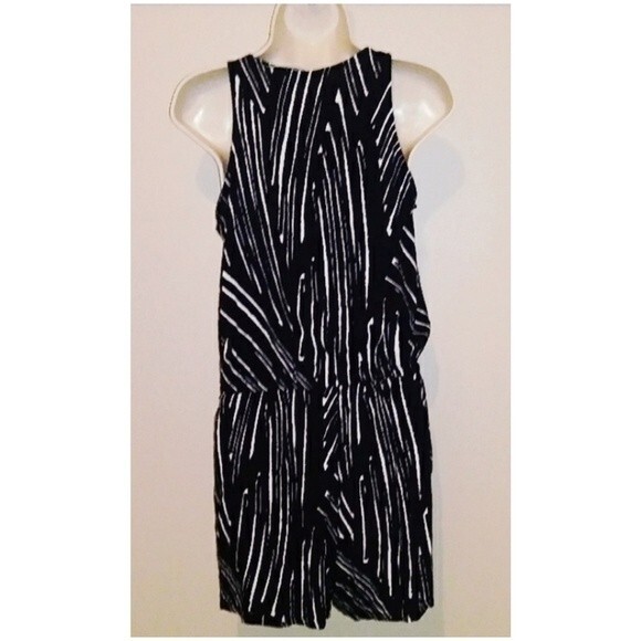 Merona Black‎ & White Romper NWT - Picture 4 of 6